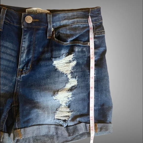 Mudd Distressed Jean Shorts - Picture 4 of 6